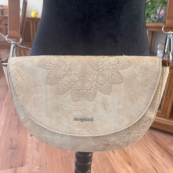 Desigual Handbags - Desigual purse, EUC